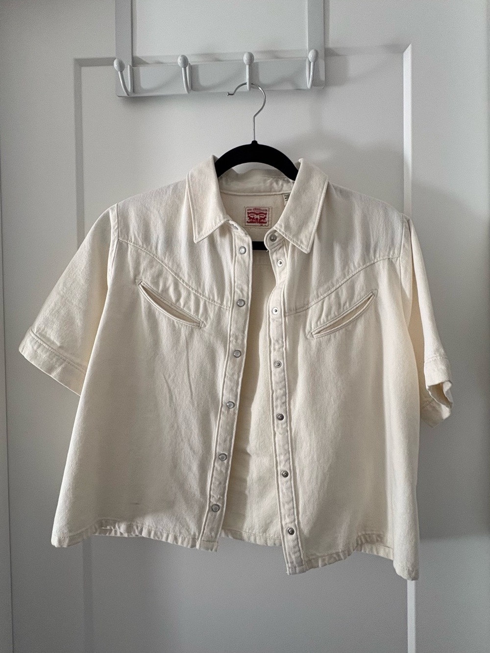 Levi's Short Sleeve Snap-Front Western Shirt in Cream